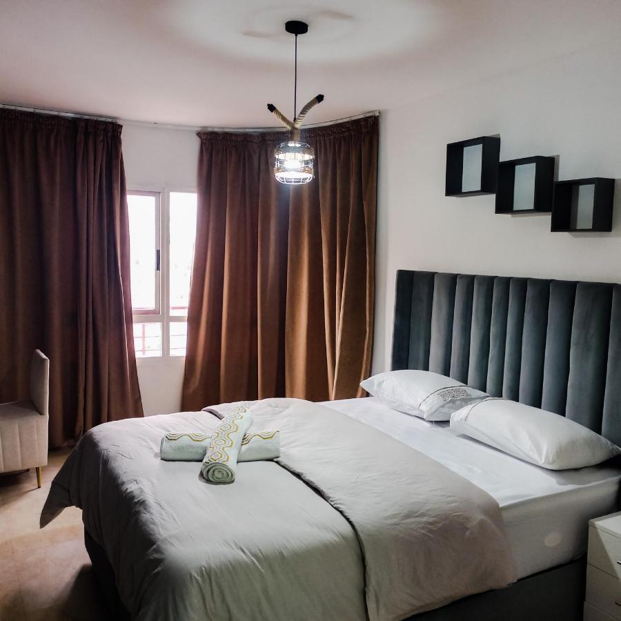 Nouveau Appartement Au Plein Centre Ville En Face Hilton Tanger Ngoại thất bức ảnh